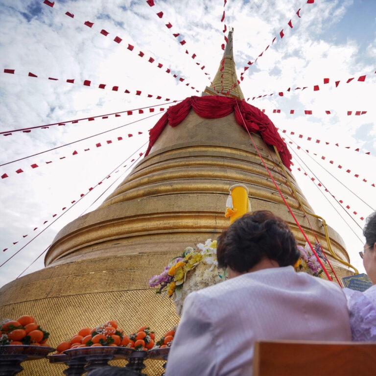 วีนอล คาสิโนออนไลน์อันดับหนึ่ง สมัครง่ายไร้ค่าธรรมเนียมเลือกเล่นได้หลากหลาย